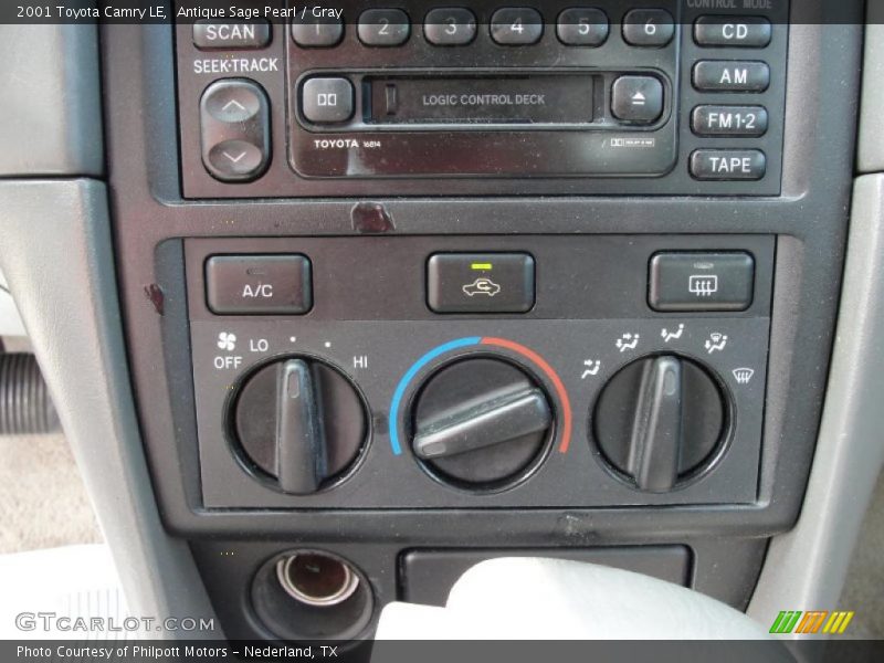 Antique Sage Pearl / Gray 2001 Toyota Camry LE