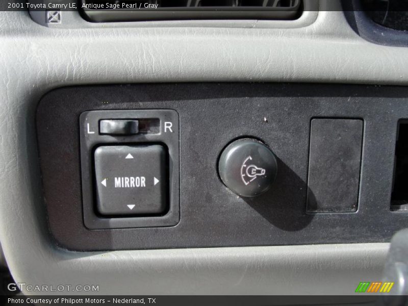 Antique Sage Pearl / Gray 2001 Toyota Camry LE