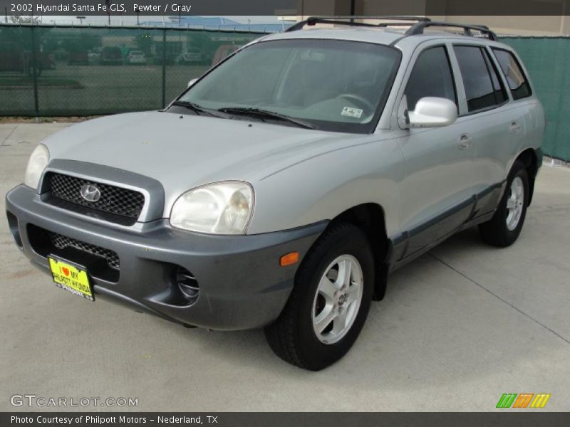 Front 3/4 View of 2002 Santa Fe GLS