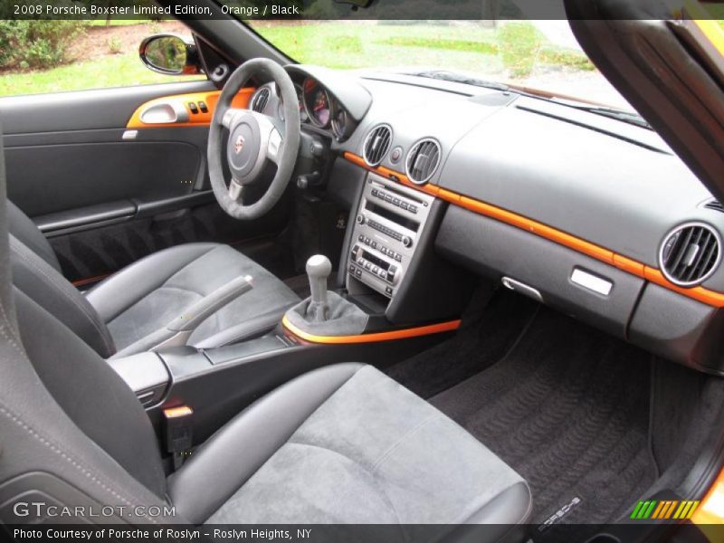 Dashboard of 2008 Boxster Limited Edition