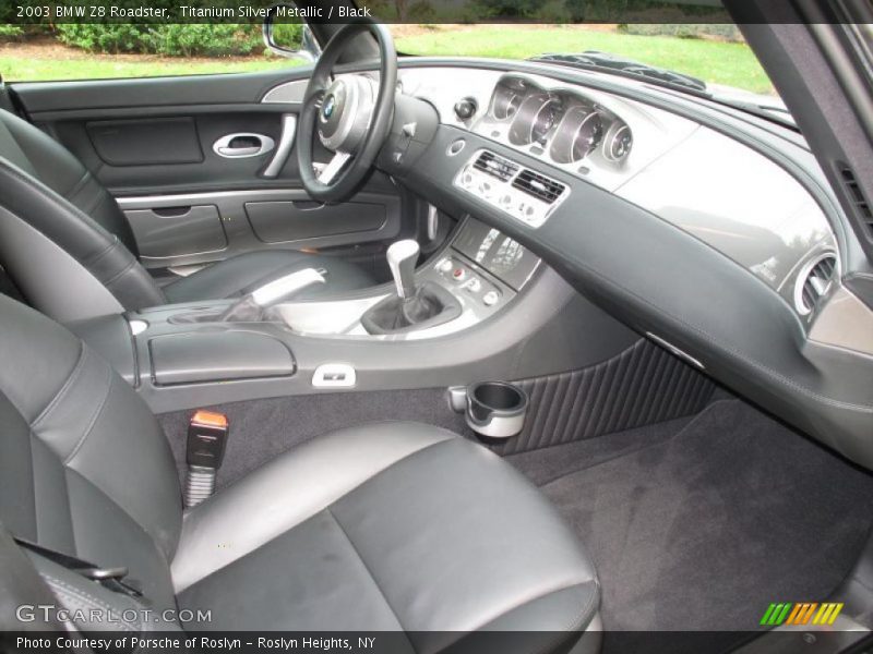 Dashboard of 2003 Z8 Roadster