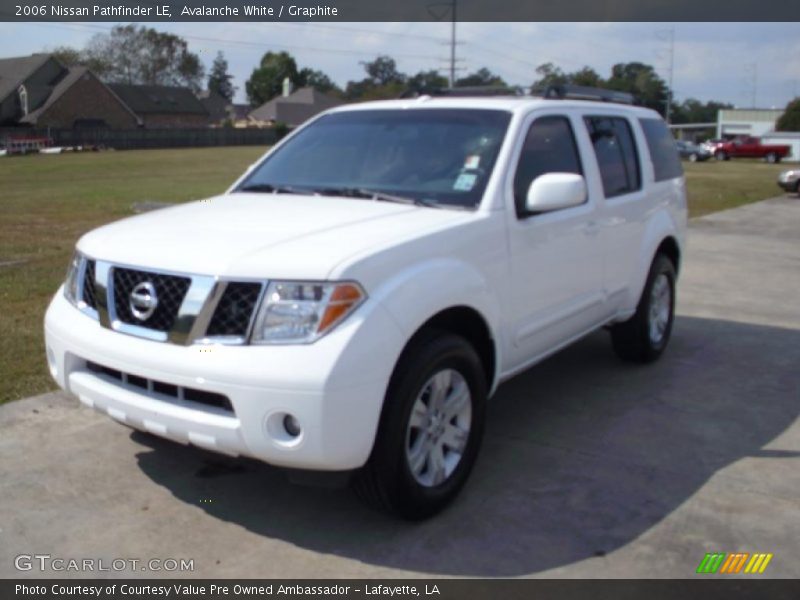 Avalanche White / Graphite 2006 Nissan Pathfinder LE