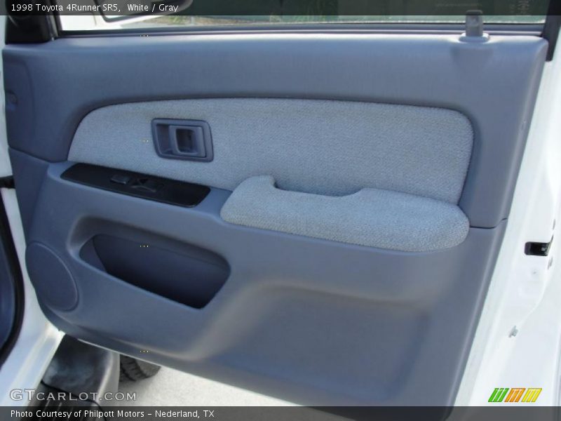 Door Panel of 1998 4Runner SR5
