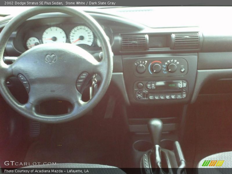 Stone White / Dark Slate Gray 2002 Dodge Stratus SE Plus Sedan