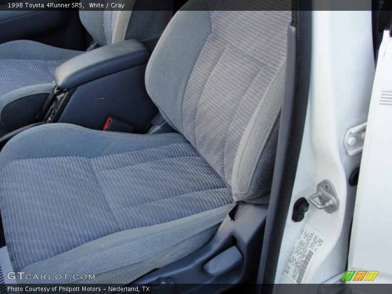 White / Gray 1998 Toyota 4Runner SR5