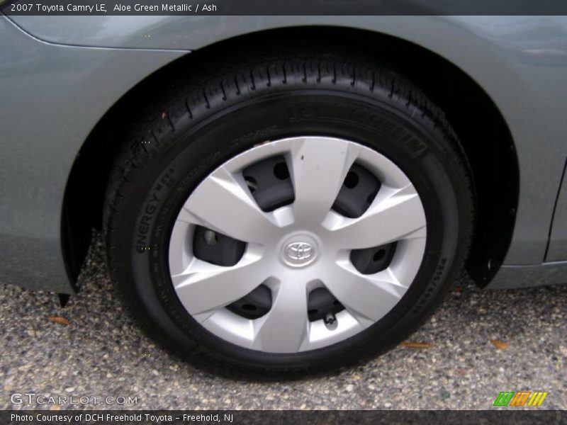 Aloe Green Metallic / Ash 2007 Toyota Camry LE