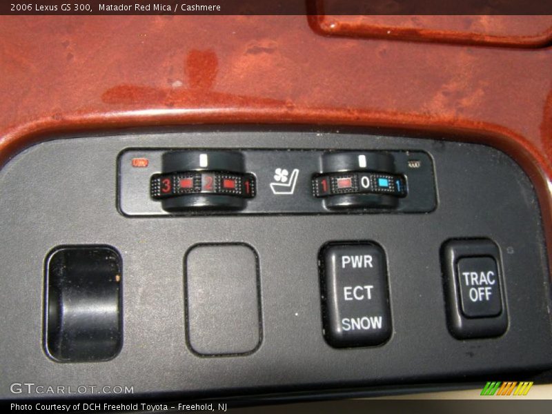 Controls of 2006 GS 300