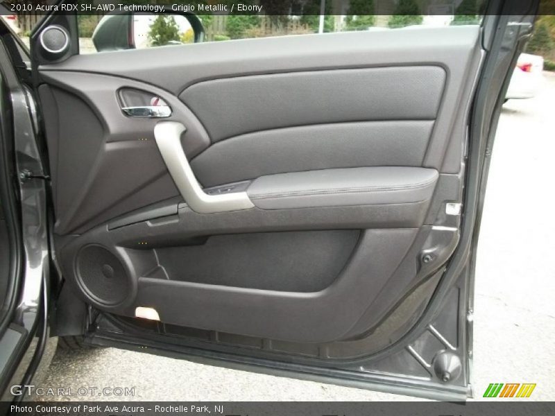 Door Panel of 2010 RDX SH-AWD Technology