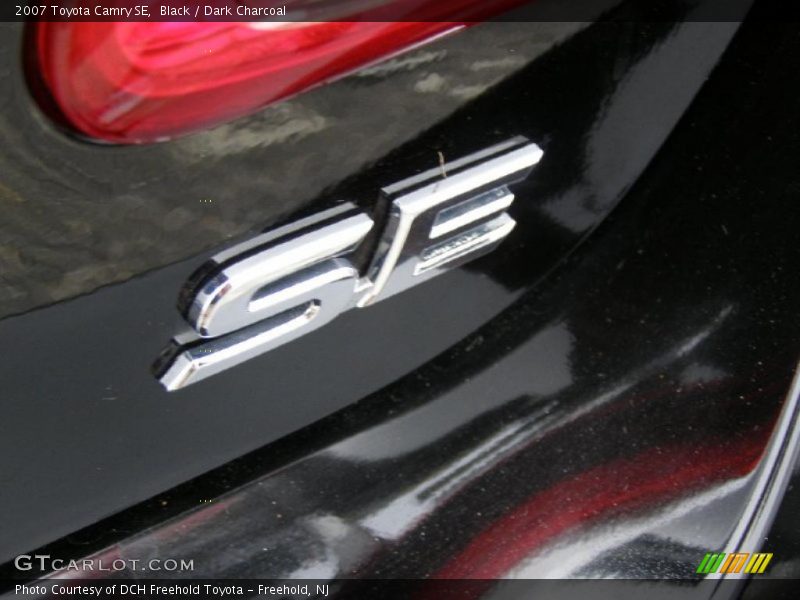 Black / Dark Charcoal 2007 Toyota Camry SE