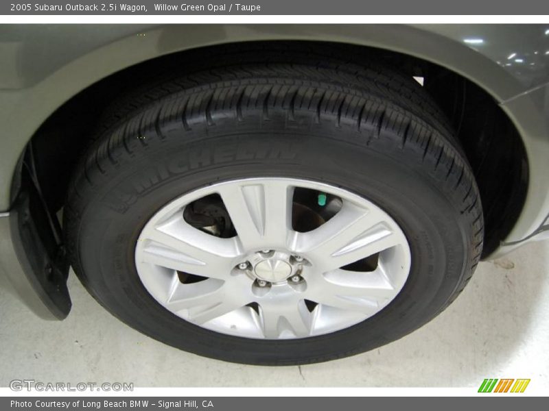  2005 Outback 2.5i Wagon Wheel