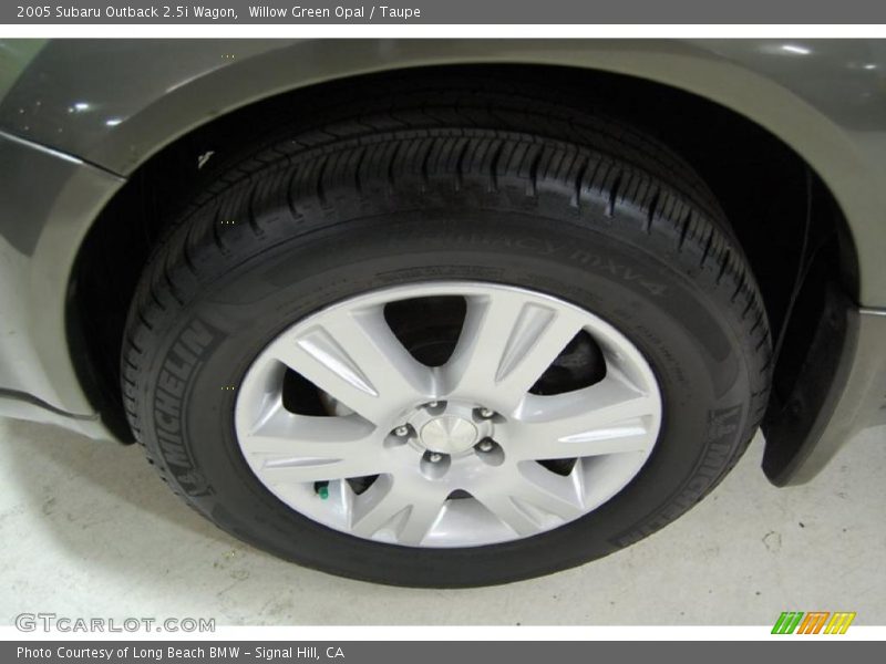  2005 Outback 2.5i Wagon Wheel