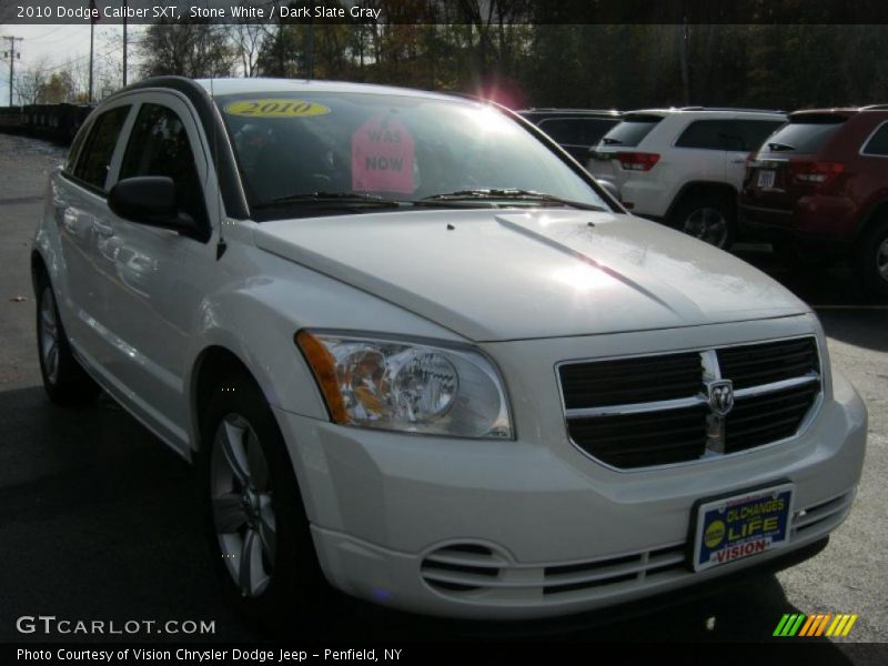 Stone White / Dark Slate Gray 2010 Dodge Caliber SXT