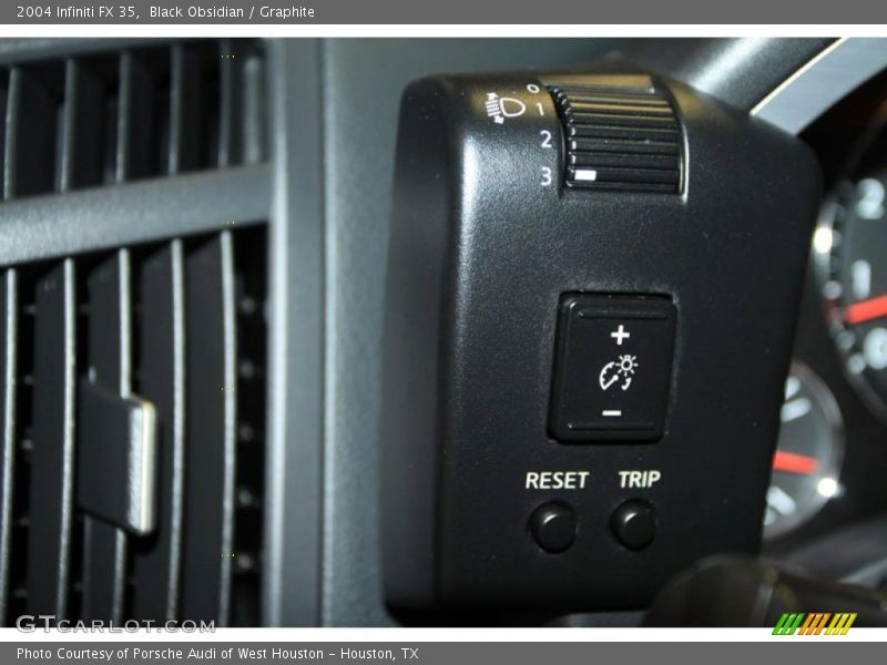Black Obsidian / Graphite 2004 Infiniti FX 35