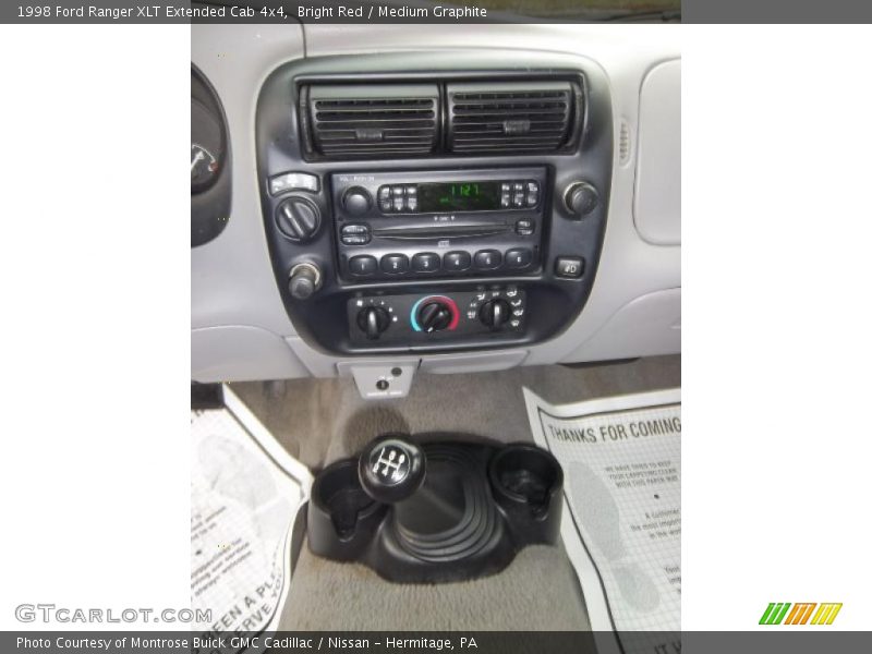 Controls of 1998 Ranger XLT Extended Cab 4x4