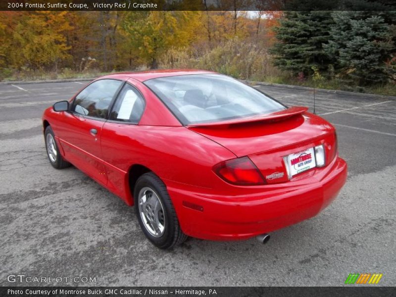 Victory Red / Graphite 2004 Pontiac Sunfire Coupe
