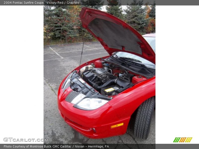 Victory Red / Graphite 2004 Pontiac Sunfire Coupe