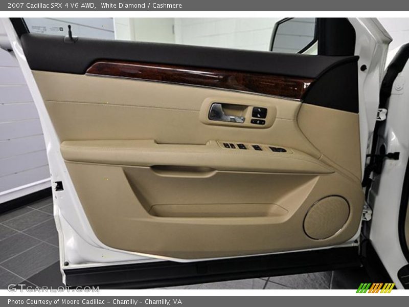 White Diamond / Cashmere 2007 Cadillac SRX 4 V6 AWD