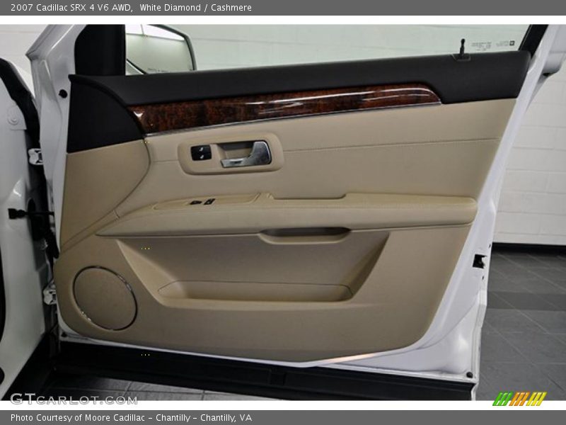 White Diamond / Cashmere 2007 Cadillac SRX 4 V6 AWD