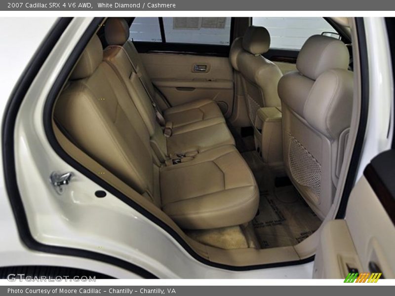 White Diamond / Cashmere 2007 Cadillac SRX 4 V6 AWD