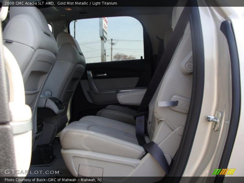 Gold Mist Metallic / Light Titanium 2008 GMC Acadia SLT AWD