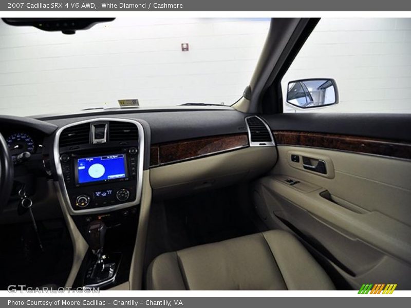 White Diamond / Cashmere 2007 Cadillac SRX 4 V6 AWD