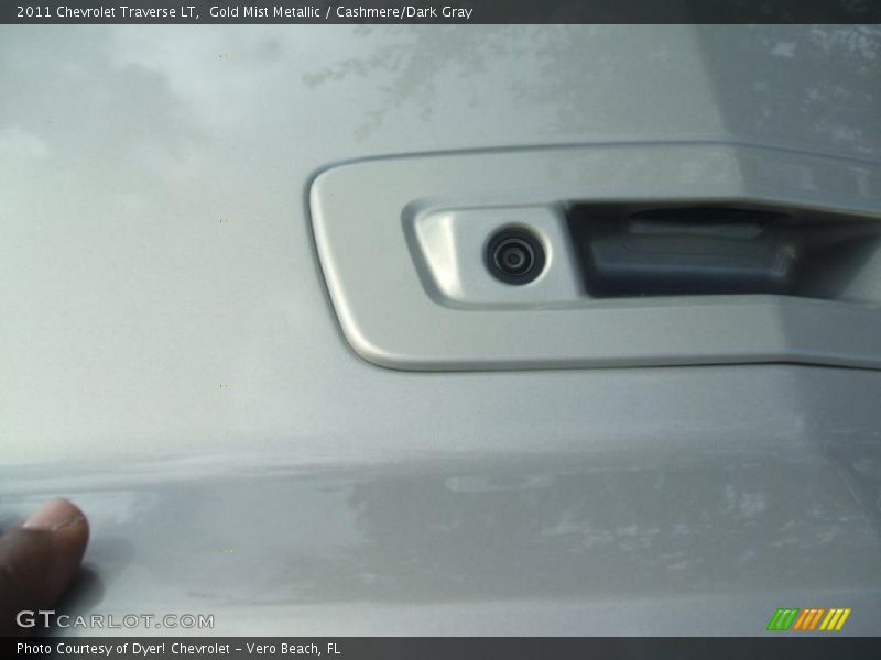 Gold Mist Metallic / Cashmere/Dark Gray 2011 Chevrolet Traverse LT