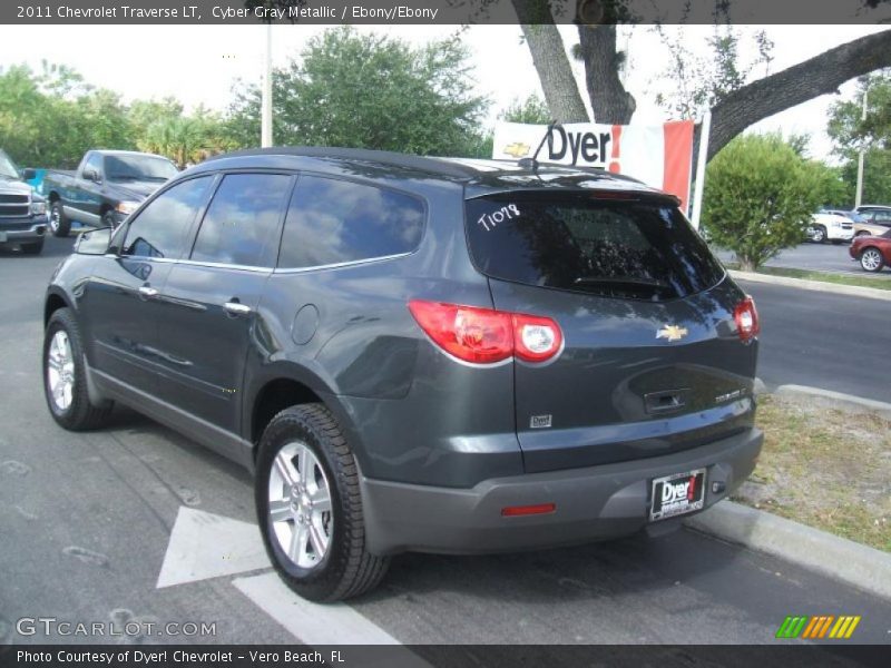 Cyber Gray Metallic / Ebony/Ebony 2011 Chevrolet Traverse LT