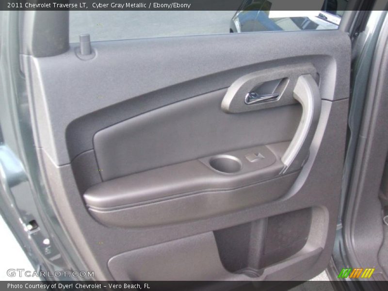Cyber Gray Metallic / Ebony/Ebony 2011 Chevrolet Traverse LT