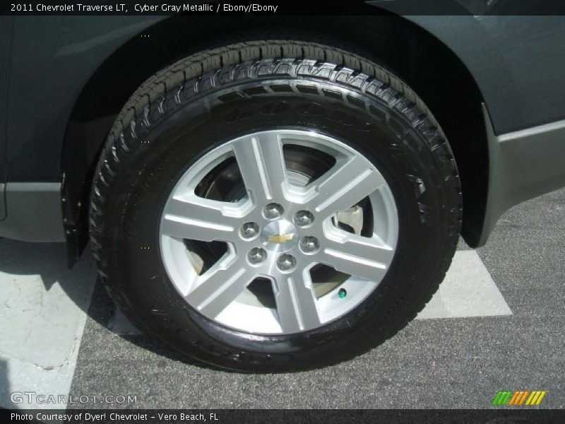 Cyber Gray Metallic / Ebony/Ebony 2011 Chevrolet Traverse LT