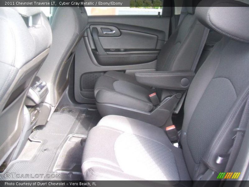 Cyber Gray Metallic / Ebony/Ebony 2011 Chevrolet Traverse LT