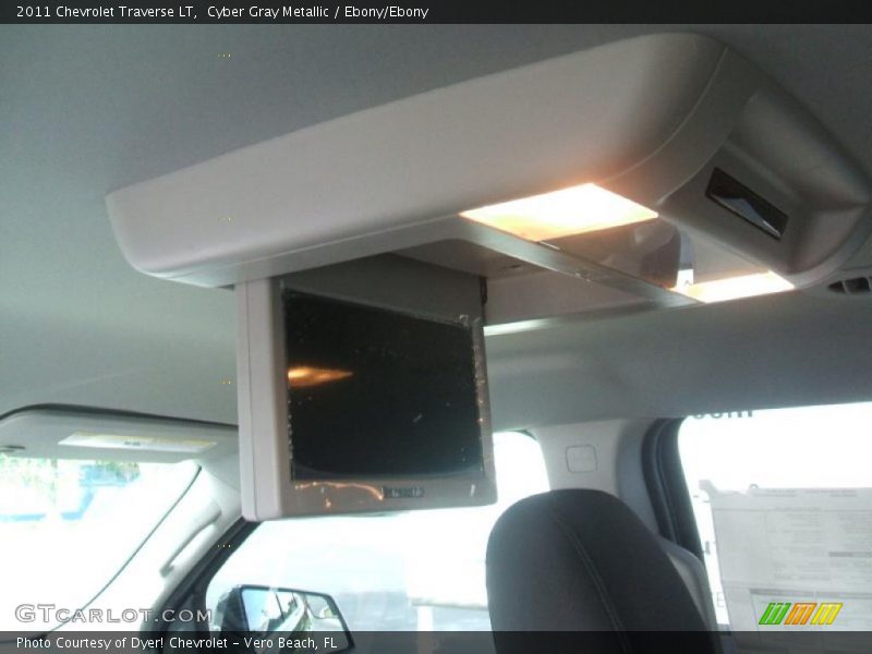 Cyber Gray Metallic / Ebony/Ebony 2011 Chevrolet Traverse LT