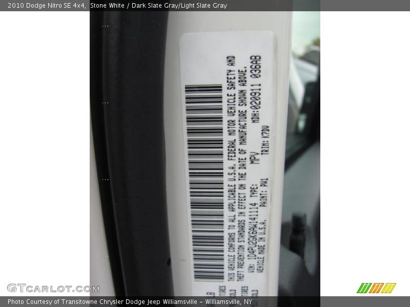 Stone White / Dark Slate Gray/Light Slate Gray 2010 Dodge Nitro SE 4x4