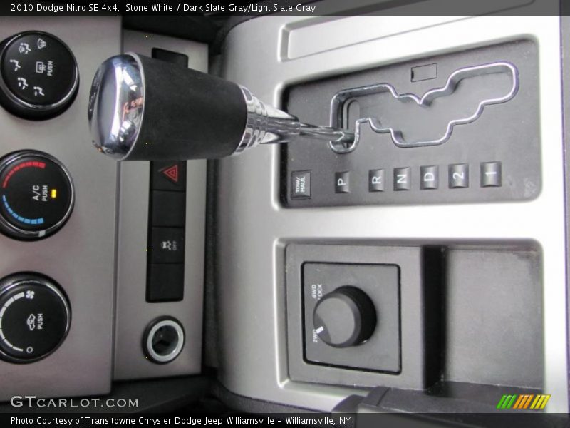 Stone White / Dark Slate Gray/Light Slate Gray 2010 Dodge Nitro SE 4x4