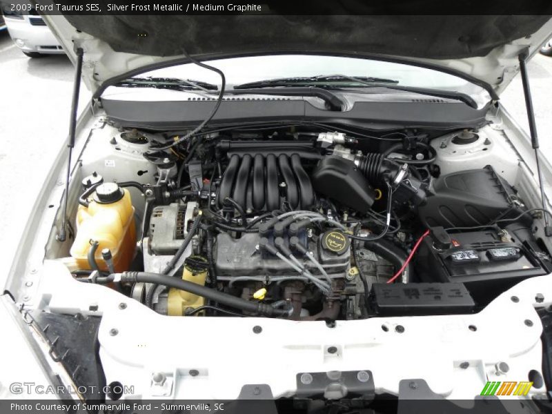 Silver Frost Metallic / Medium Graphite 2003 Ford Taurus SES