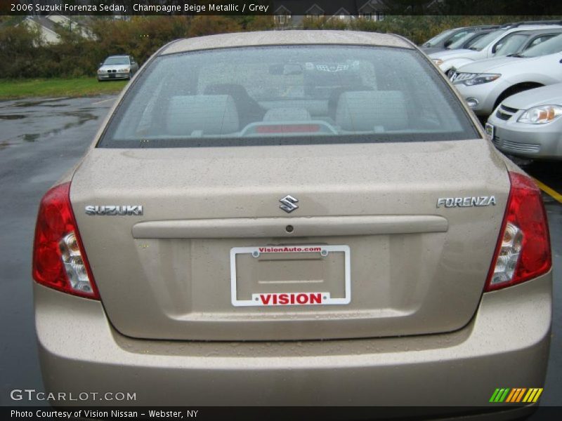 Champagne Beige Metallic / Grey 2006 Suzuki Forenza Sedan