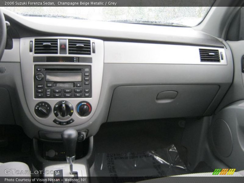 Champagne Beige Metallic / Grey 2006 Suzuki Forenza Sedan