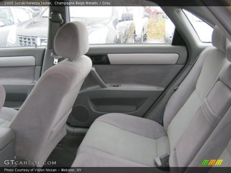 Champagne Beige Metallic / Grey 2006 Suzuki Forenza Sedan
