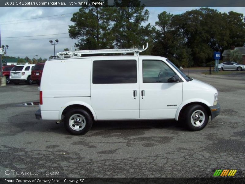 Ivory White / Pewter 2001 GMC Safari Commercial Van
