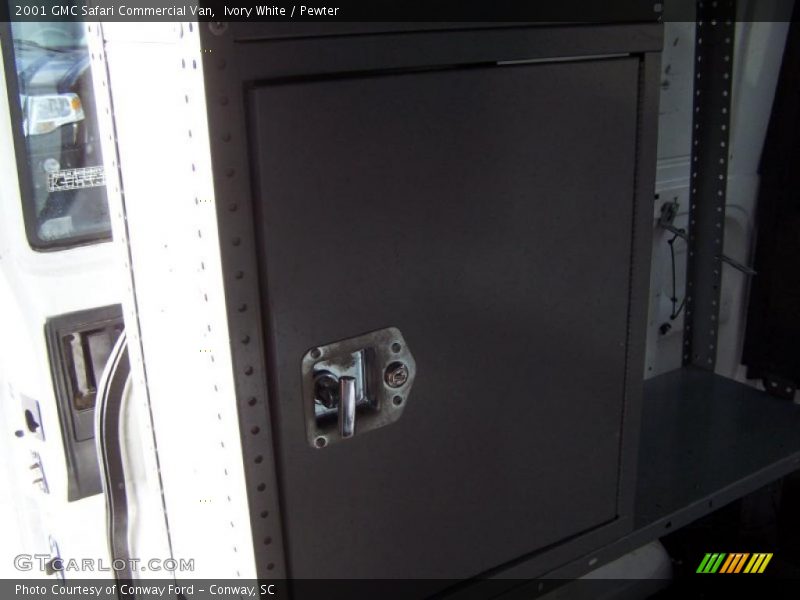 Ivory White / Pewter 2001 GMC Safari Commercial Van