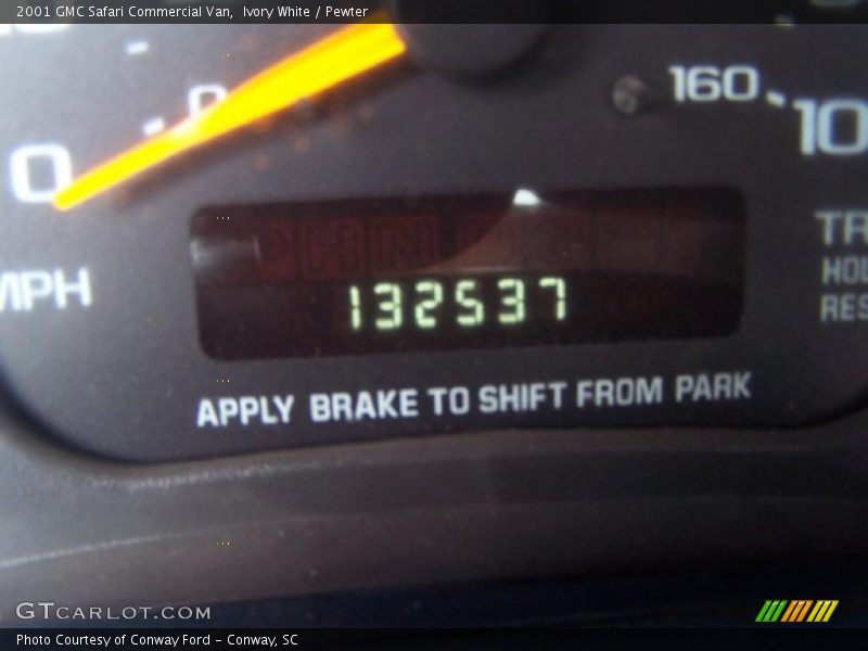 Ivory White / Pewter 2001 GMC Safari Commercial Van