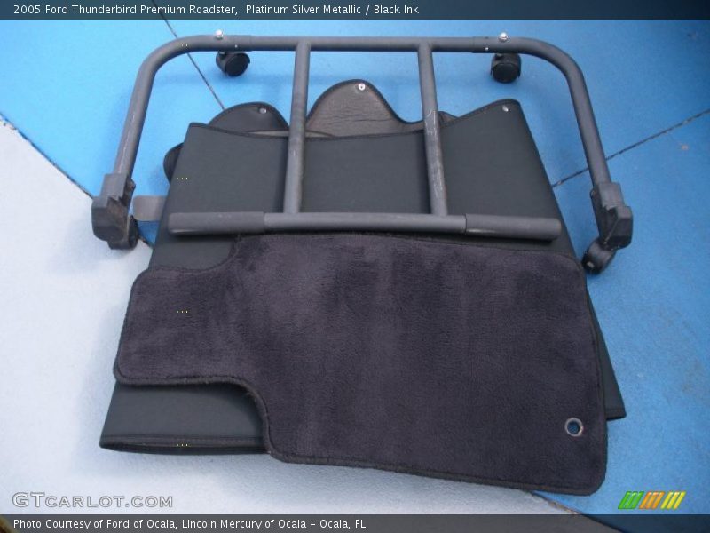 Platinum Silver Metallic / Black Ink 2005 Ford Thunderbird Premium Roadster