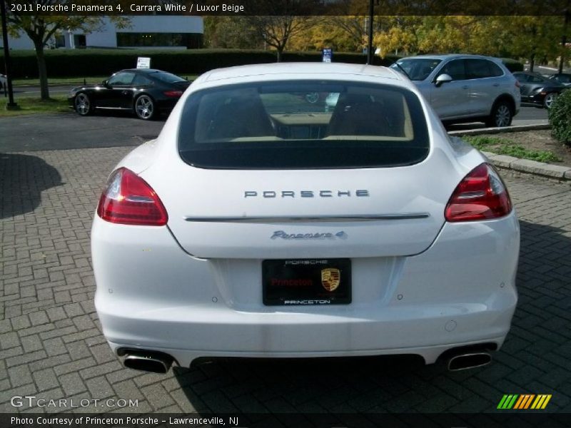 Carrara White / Luxor Beige 2011 Porsche Panamera 4
