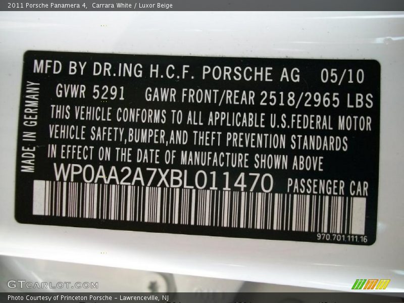Carrara White / Luxor Beige 2011 Porsche Panamera 4