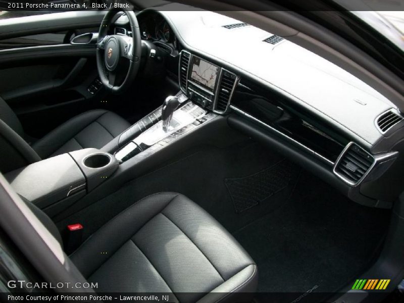 Black / Black 2011 Porsche Panamera 4