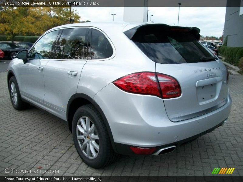 Classic Silver Metallic / Black 2011 Porsche Cayenne