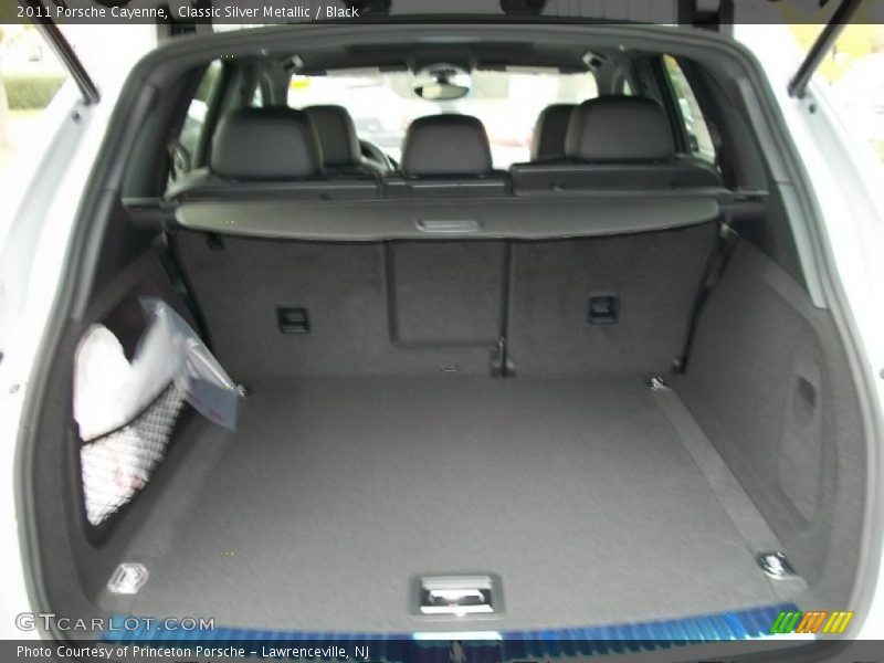  2011 Cayenne  Trunk