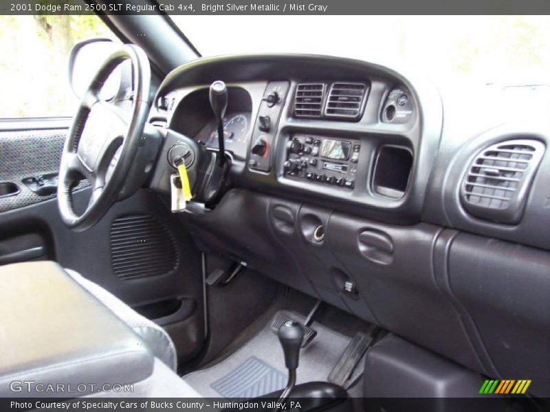 Dashboard of 2001 Ram 2500 SLT Regular Cab 4x4