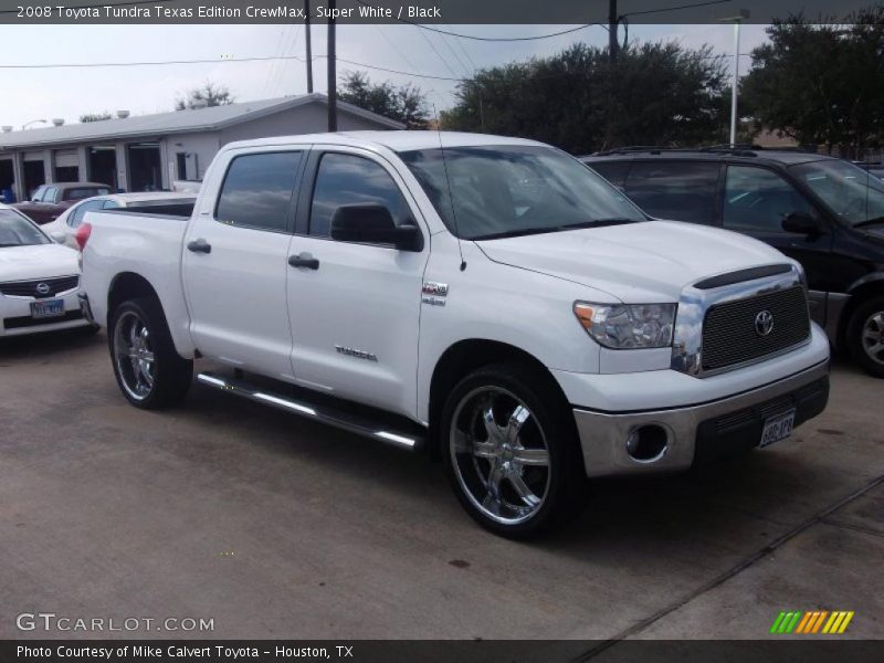 Front 3/4 View of 2008 Tundra Texas Edition CrewMax