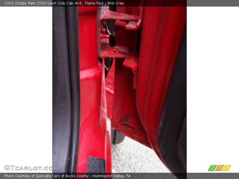 Flame Red / Mist Gray 2001 Dodge Ram 1500 Sport Club Cab 4x4