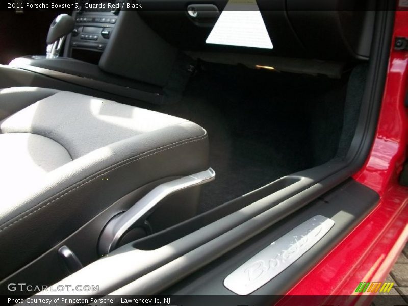 Guards Red / Black 2011 Porsche Boxster S